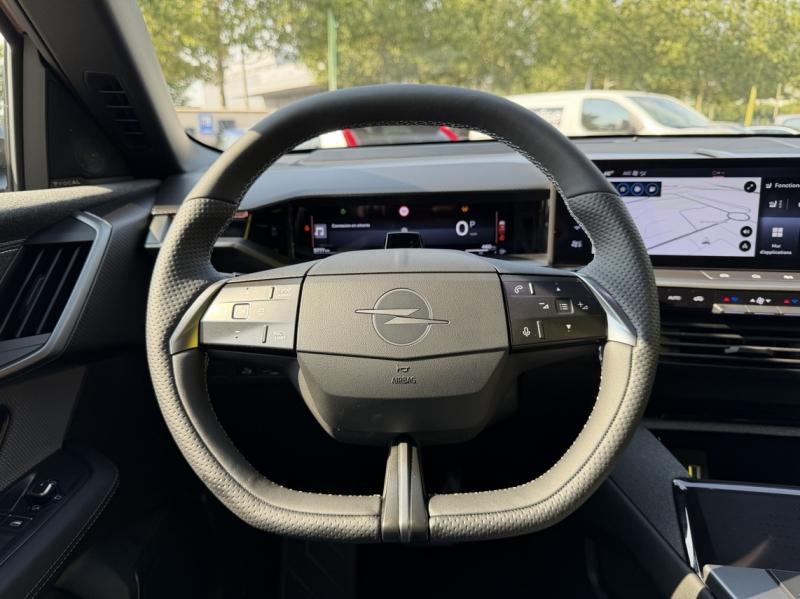 Image OPEL Grandland 1.2 Turbo Hybrid 145ch Ultimate e-DCT6