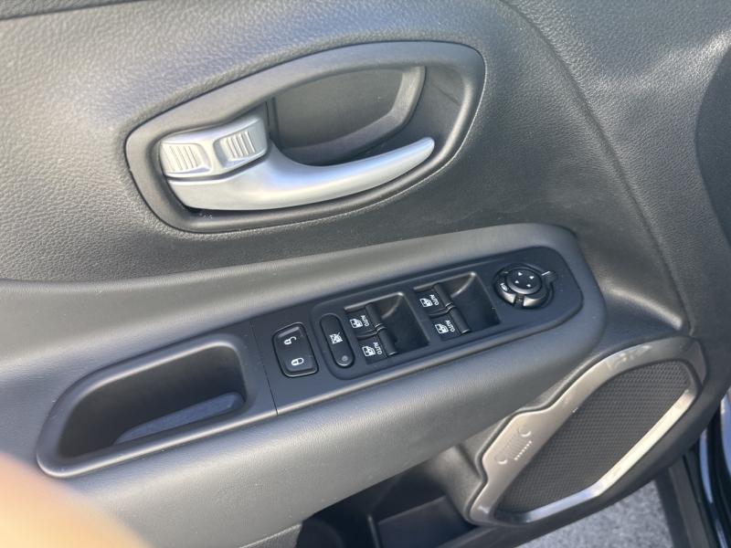 Image JEEP Renegade 1.5 Turbo T4 130ch MHEV Limited BVR7
