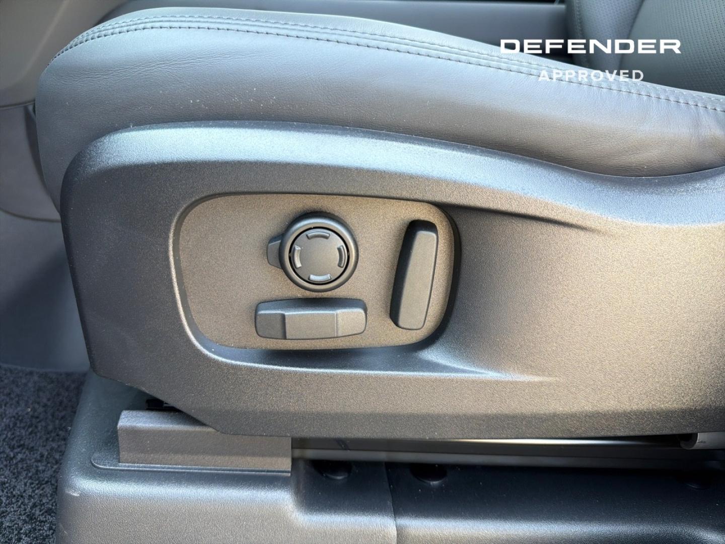 Image LAND-ROVER Defender 110 2.0 P300e PHEV X-Dynamic HSE