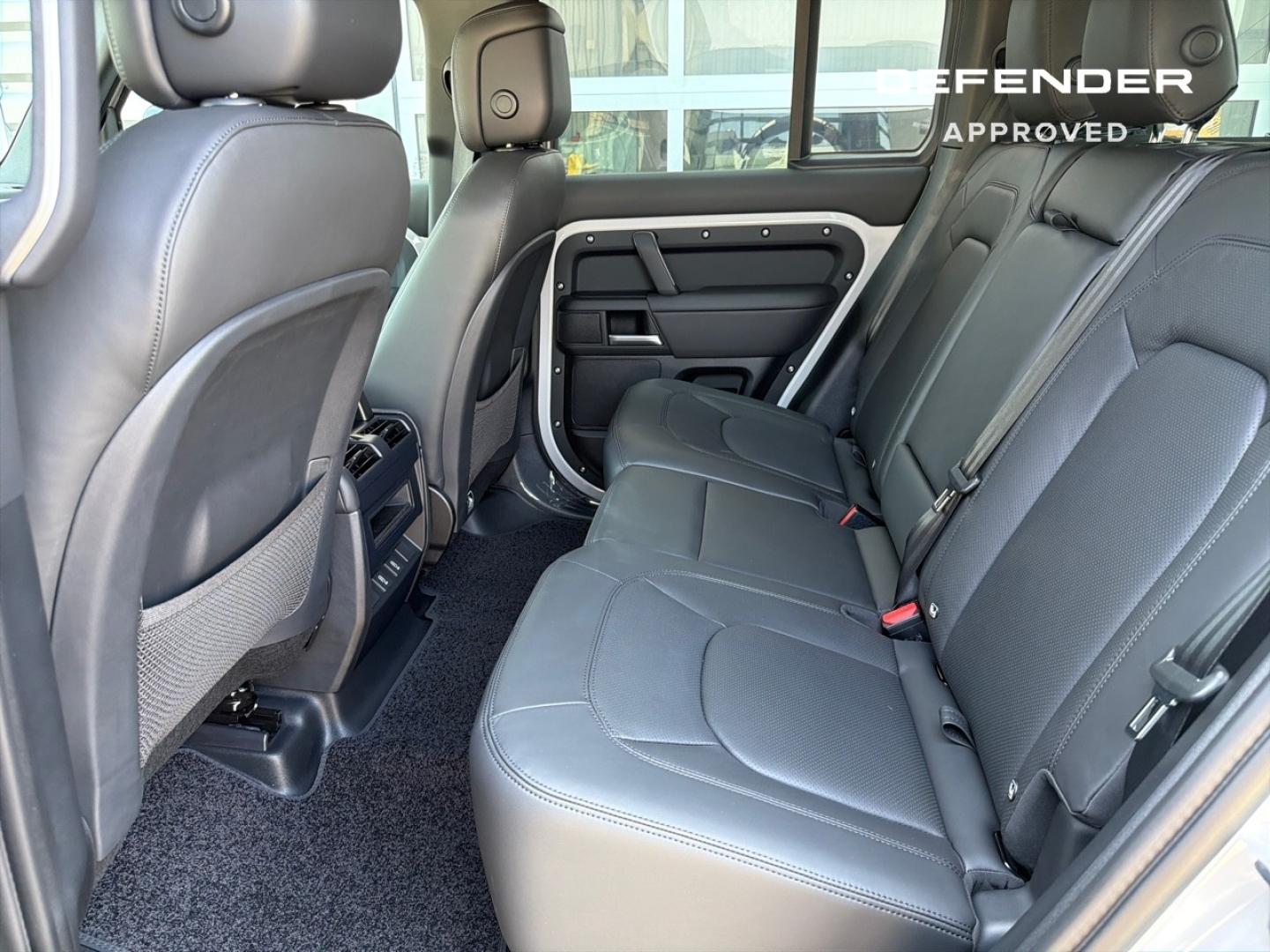 Image LAND-ROVER Defender 110 2.0 P300e PHEV X-Dynamic HSE