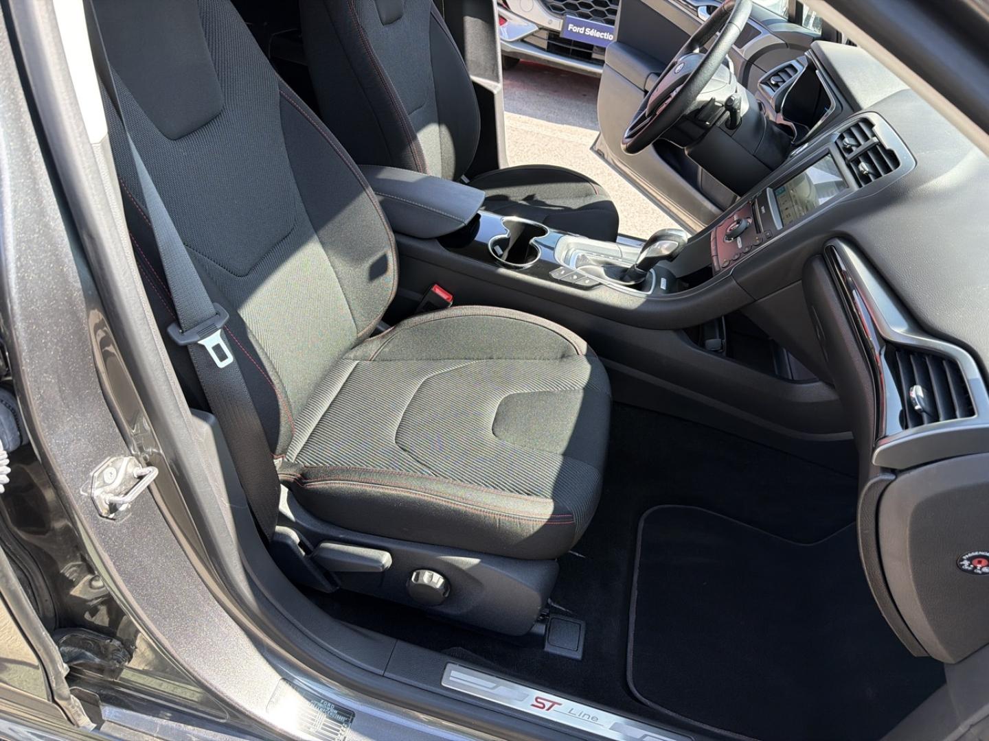 Image FORD Mondeo 2.0 TDCi 180ch ST-Line i-AWD PowerShift 5p Euro6.2