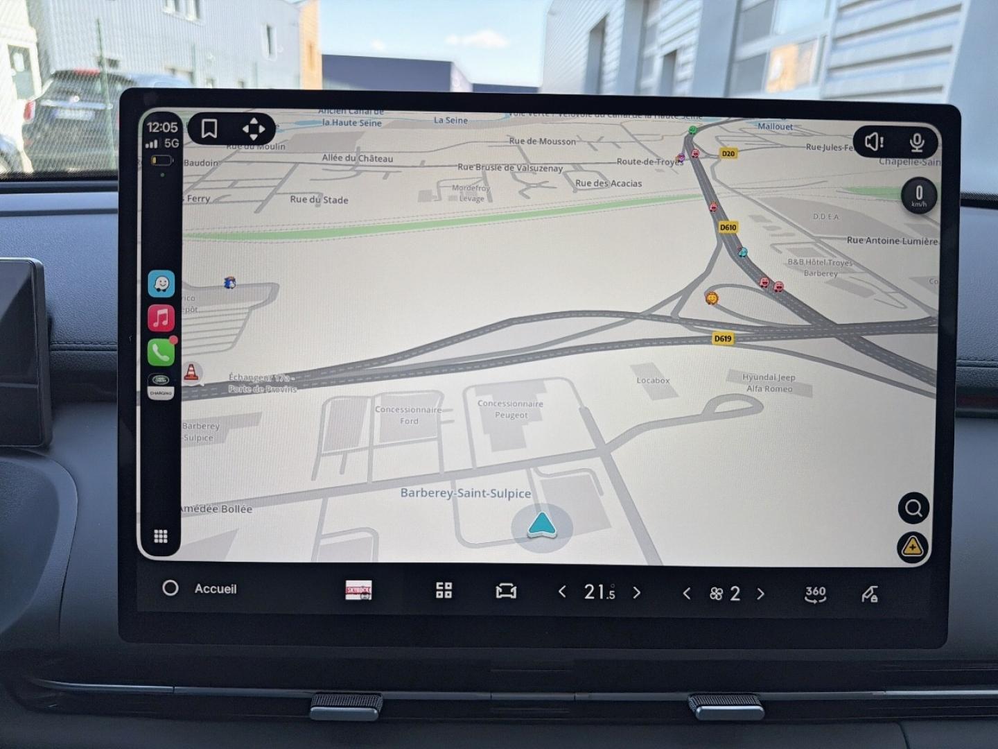 Image GEELY Starray 1.5 EM-i 99+218ch Max+