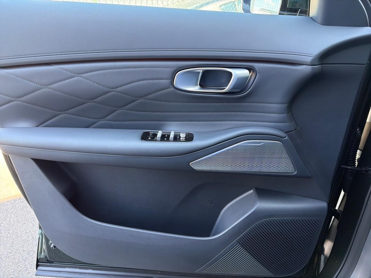 Image GEELY Starray 1.5 EM-i 99+218ch Max+