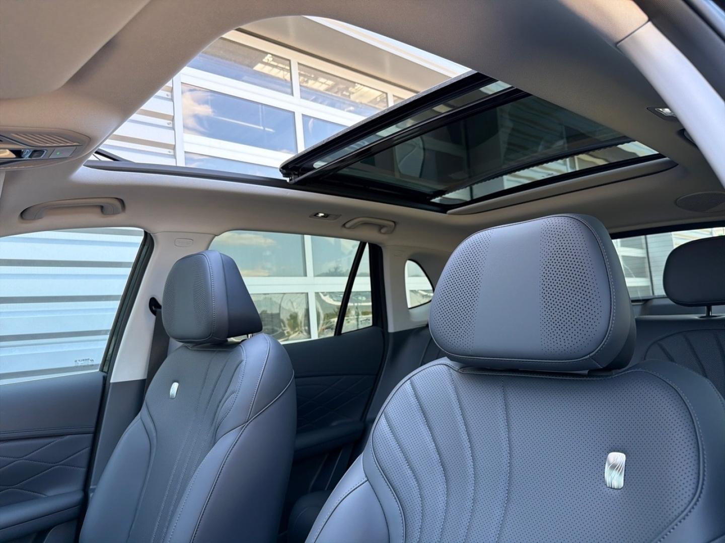Image GEELY Starray 1.5 EM-i 99+218ch Max+