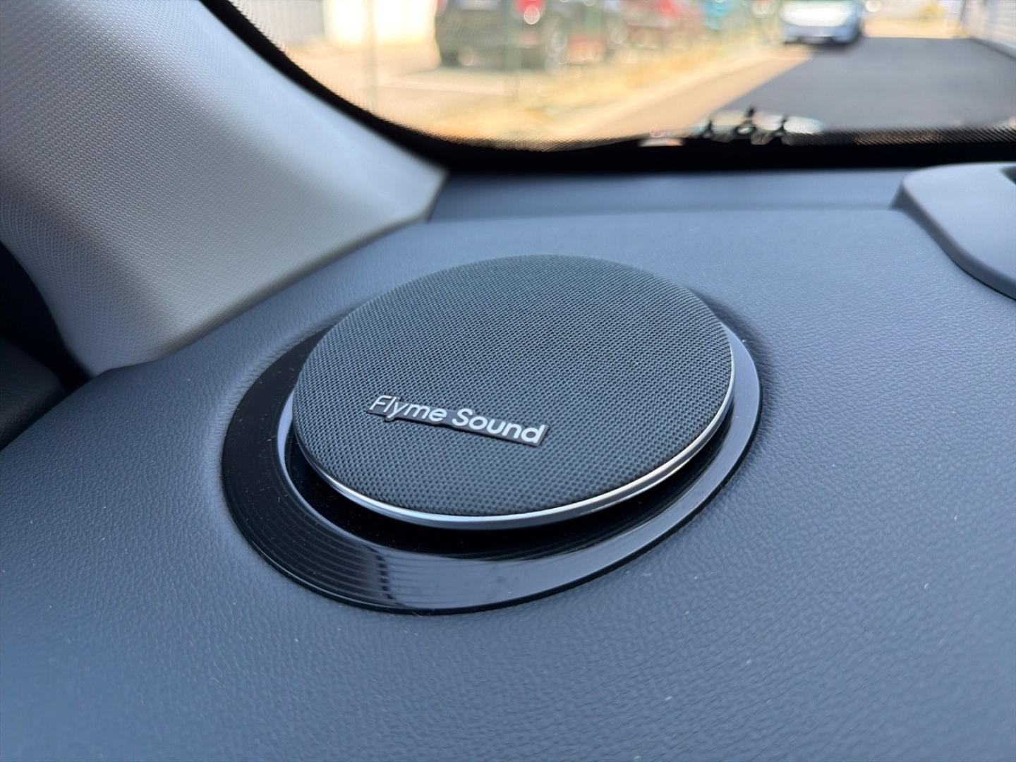 Image GEELY Starray 1.5 EM-i 99+218ch Max+