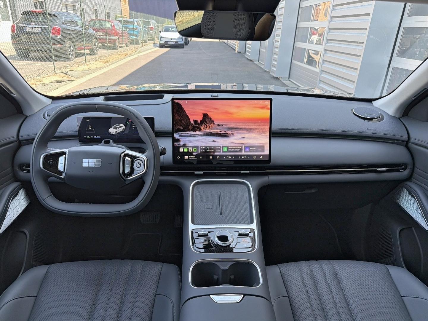 Image GEELY Starray 1.5 EM-i 99+218ch Max+