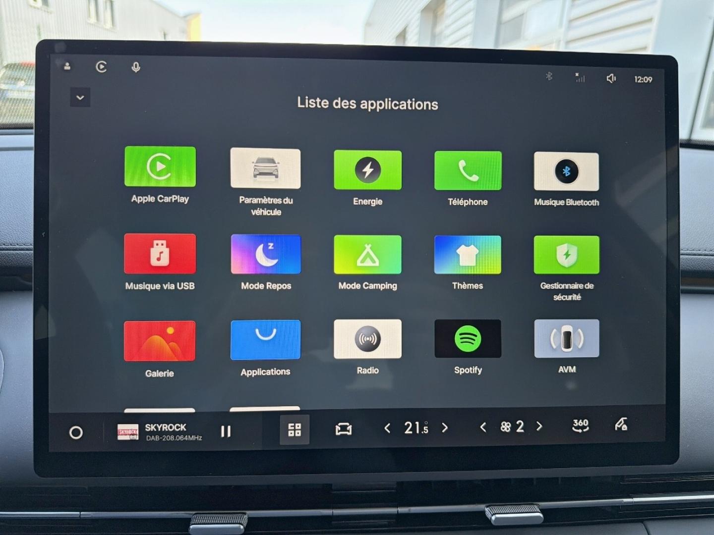 Image GEELY Starray 1.5 EM-i 99+218ch Max+