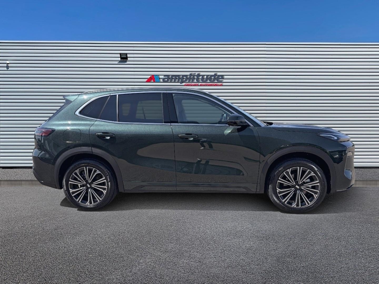 Image GEELY Starray 1.5 EM-i 99+218ch Max+