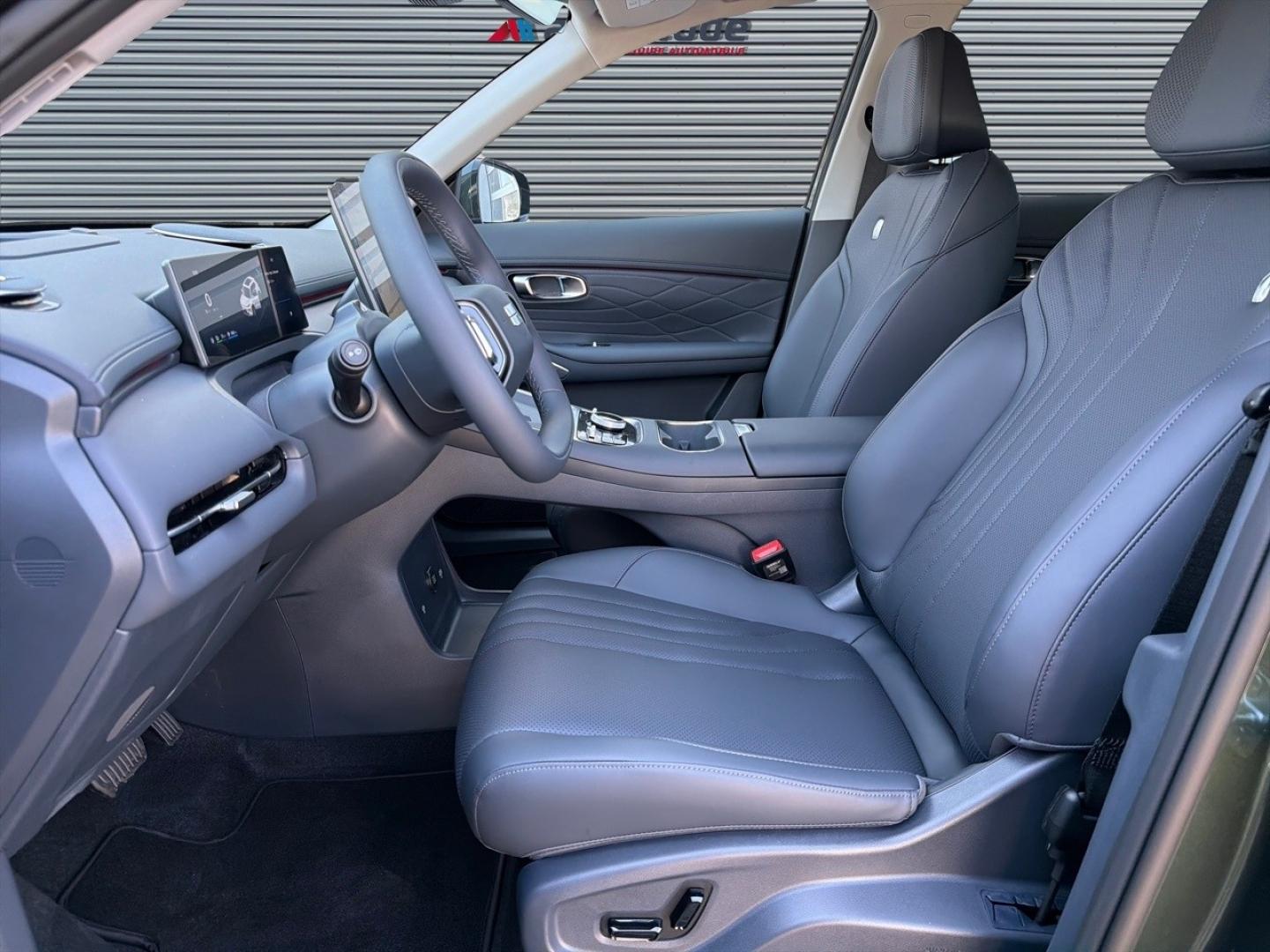 Image GEELY Starray 1.5 EM-i 99+218ch Max+