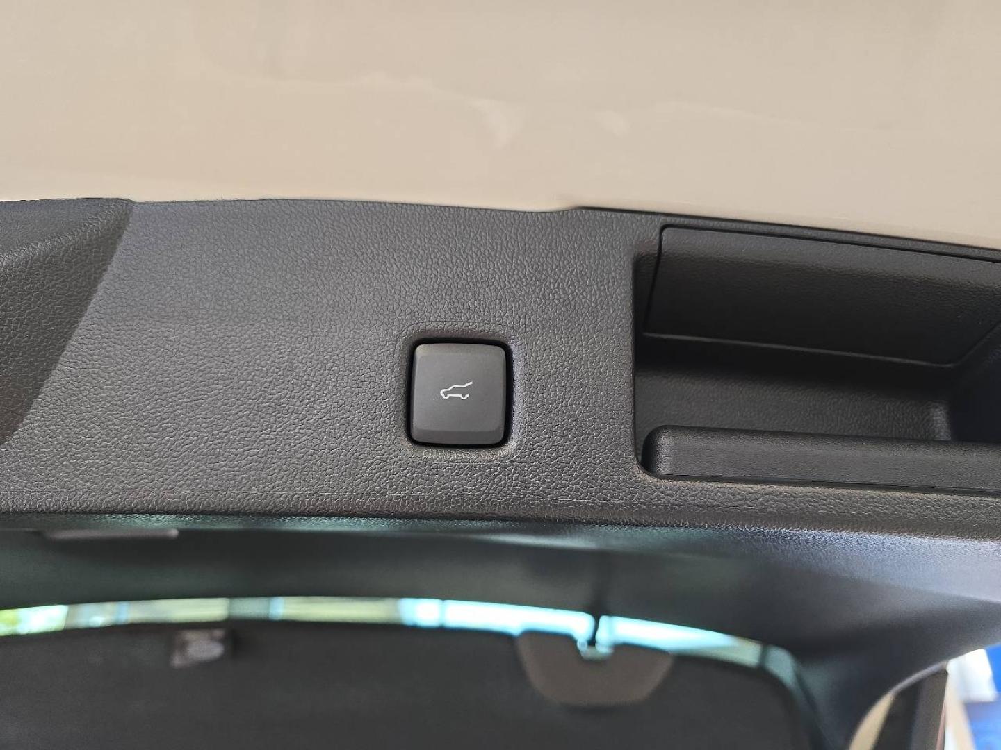 Image FORD Kuga 2.5 Duratec 180ch Hybrid FlexiFuel Sound Edition Powershift