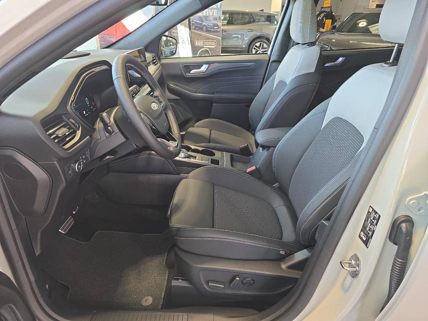 Image FORD Kuga 2.5 Duratec 180ch Hybrid FlexiFuel Sound Edition Powershift