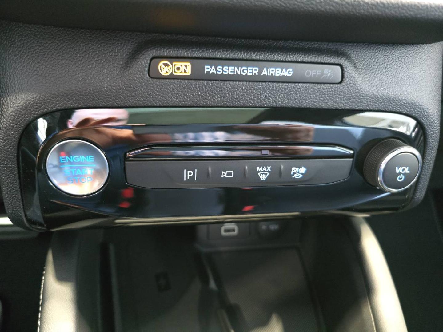 Image FORD Kuga 2.5 Duratec 180ch Hybrid FlexiFuel Sound Edition Powershift