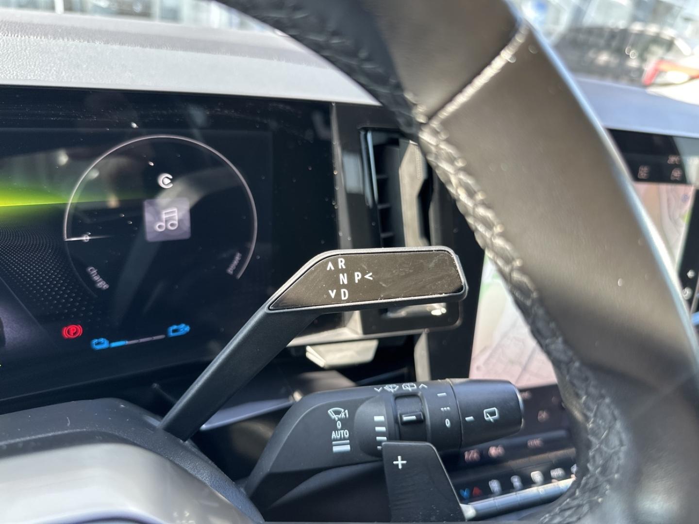Image RENAULT Austral 1.2 E-Tech full hybrid 200ch Techno - 24