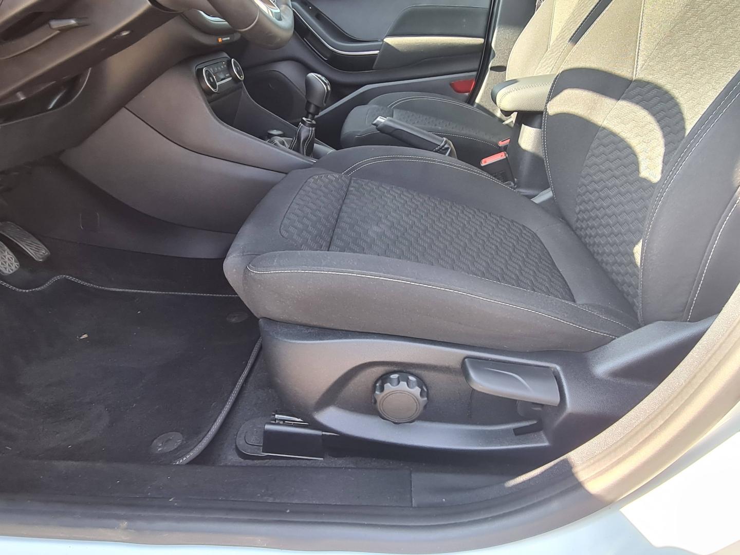 Image FORD Fiesta 1.0 Flexifuel 95ch Titanium Business 5p