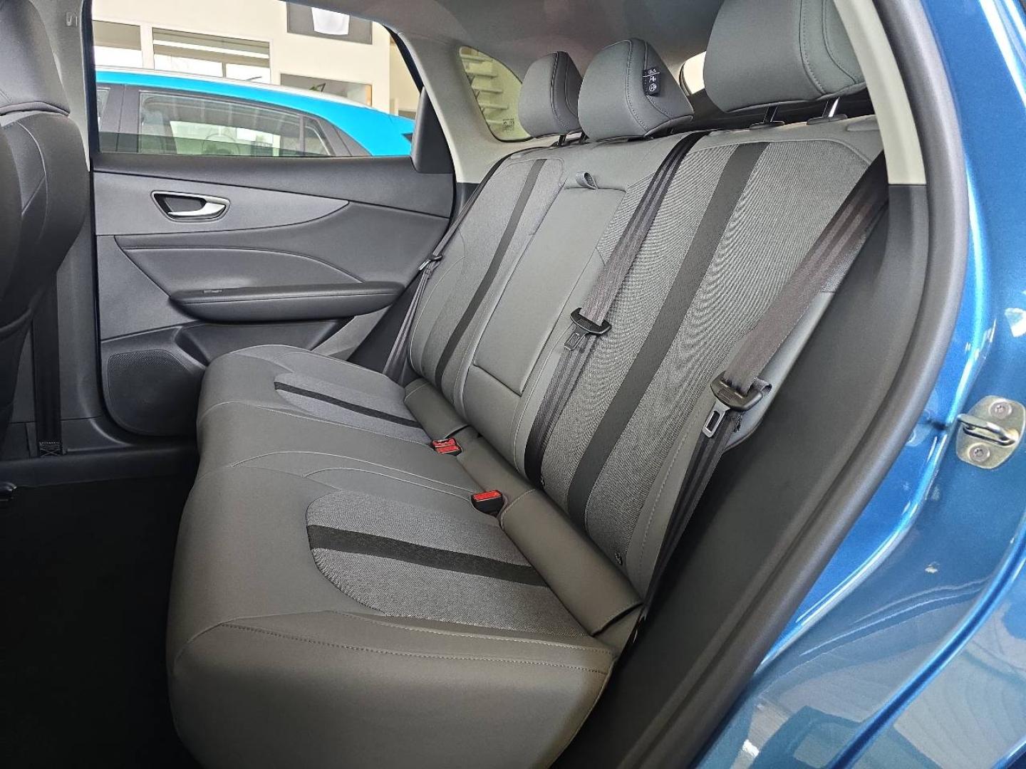 MG MOTOR MGS5 EV 231ch - 64kWh Luxury - Miniature 8