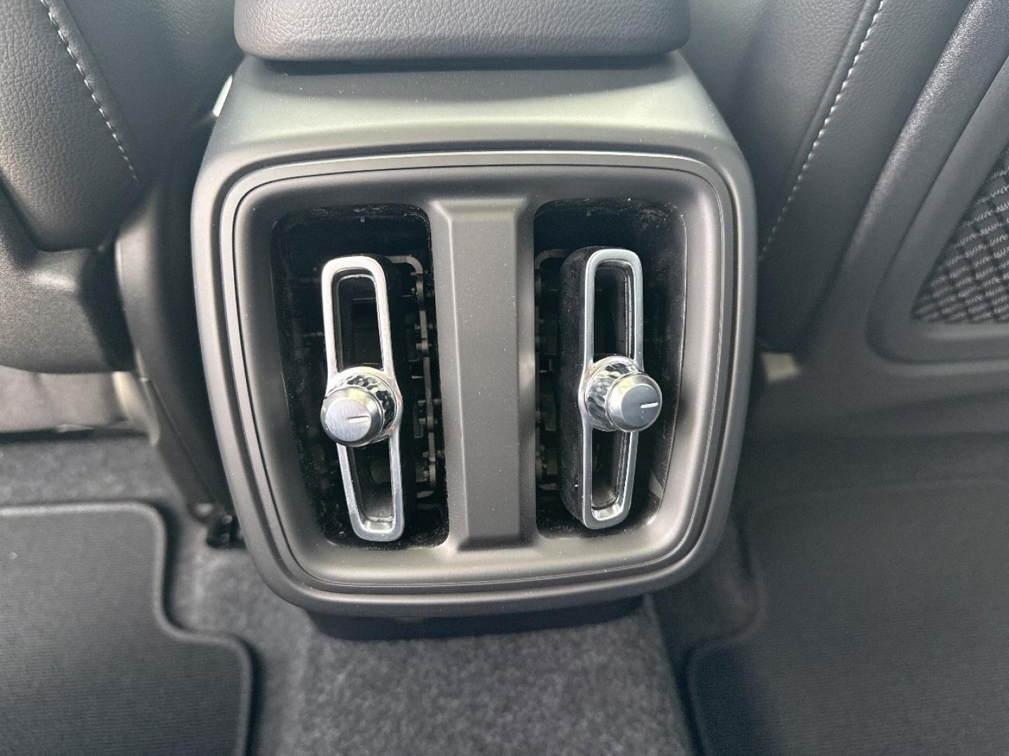 Image VOLVO XC40 B3 163ch Lounge Edition DCT 7