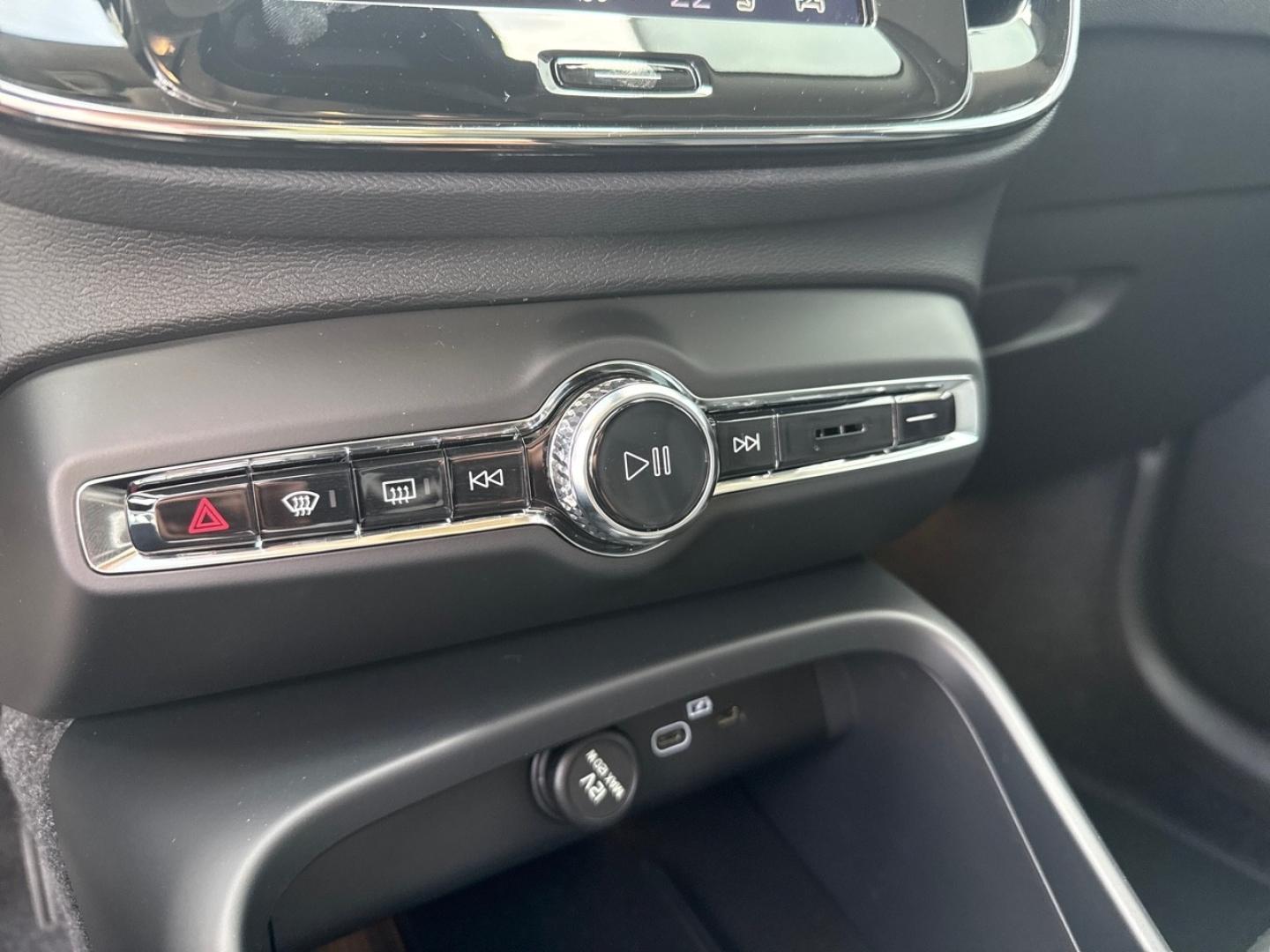 Image VOLVO XC40 B3 163ch Lounge Edition DCT 7