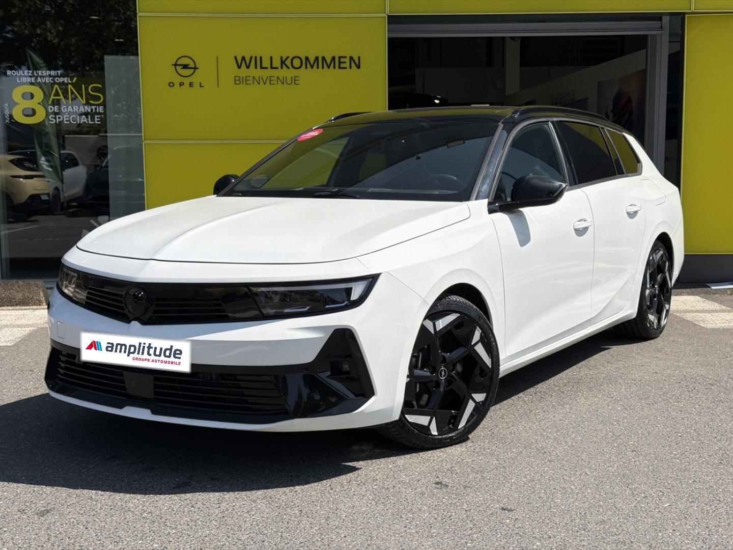 Photo OPEL Astra SPORT TOURER 1.6 Turbo 225ch Hybrid GSe BVA8