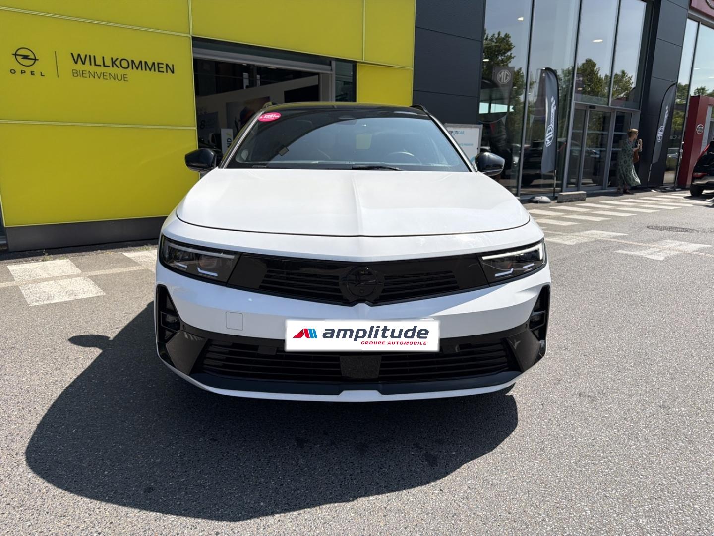 Image OPEL Astra SPORT TOURER 1.6 Turbo 225ch Hybrid GSe BVA8