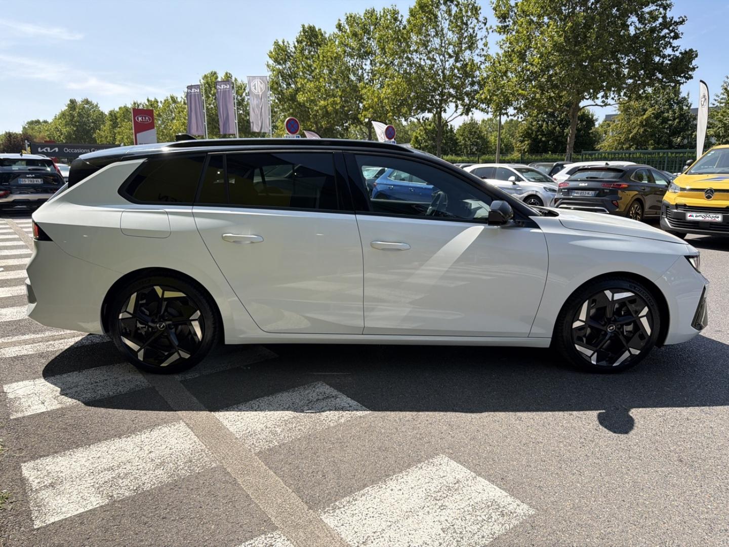 Image OPEL Astra SPORT TOURER 1.6 Turbo 225ch Hybrid GSe BVA8