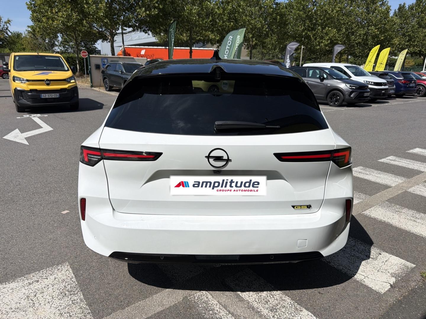 Image OPEL Astra SPORT TOURER 1.6 Turbo 225ch Hybrid GSe BVA8