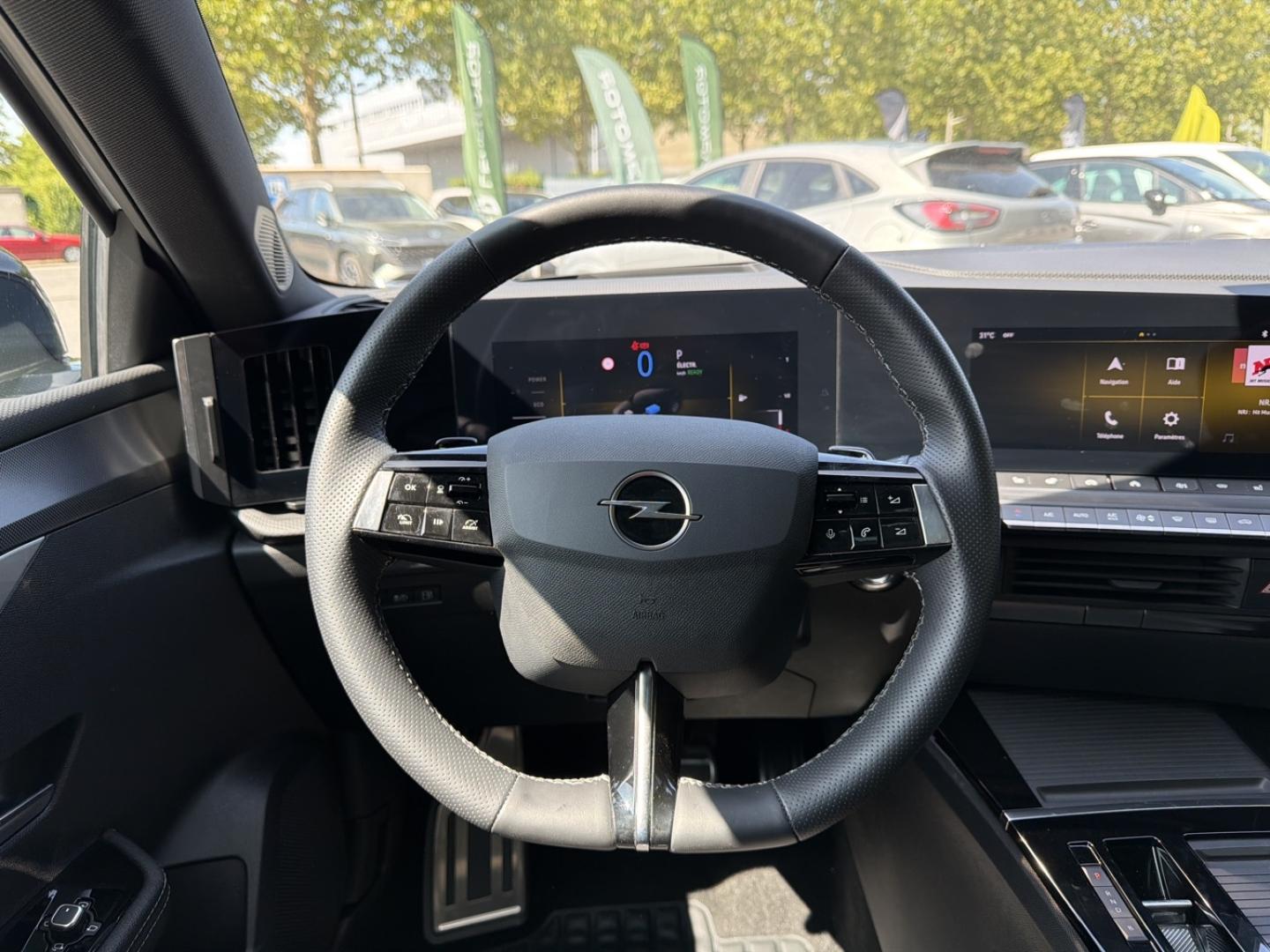 Image OPEL Astra SPORT TOURER 1.6 Turbo 225ch Hybrid GSe BVA8