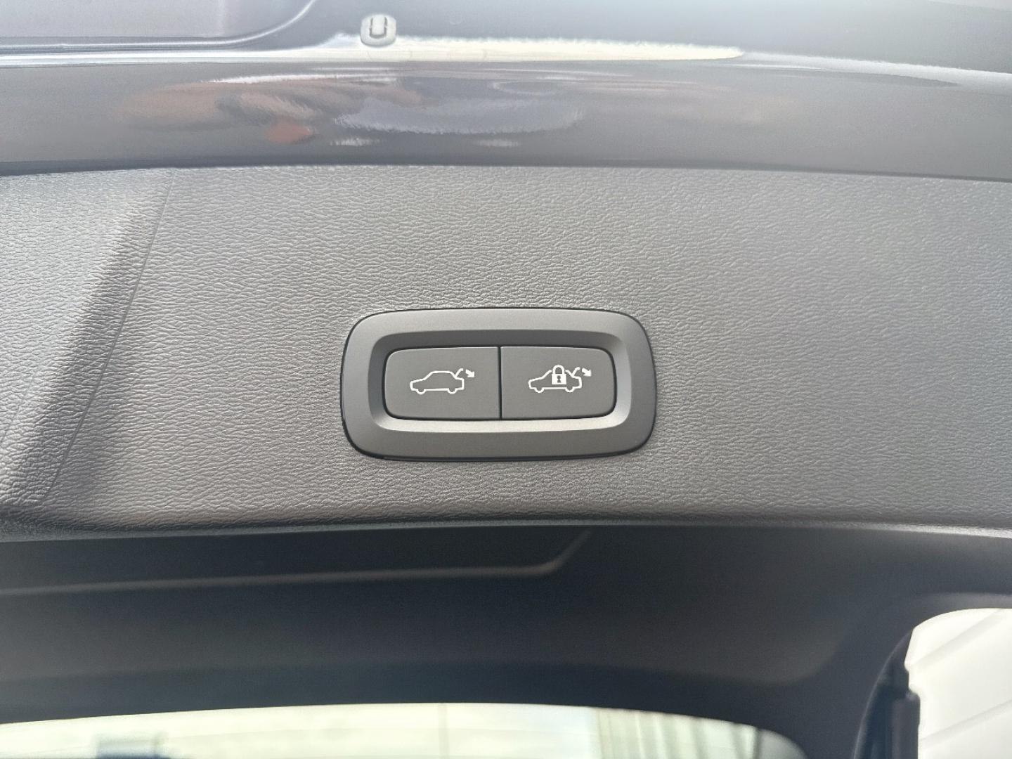 Image VOLVO XC40 B3 163ch Black Edition DCT 7