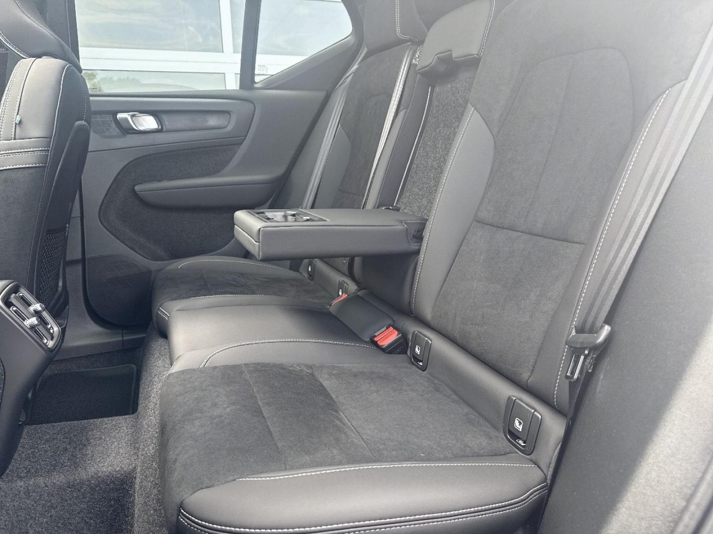 Image VOLVO XC40 B3 163ch Black Edition DCT 7
