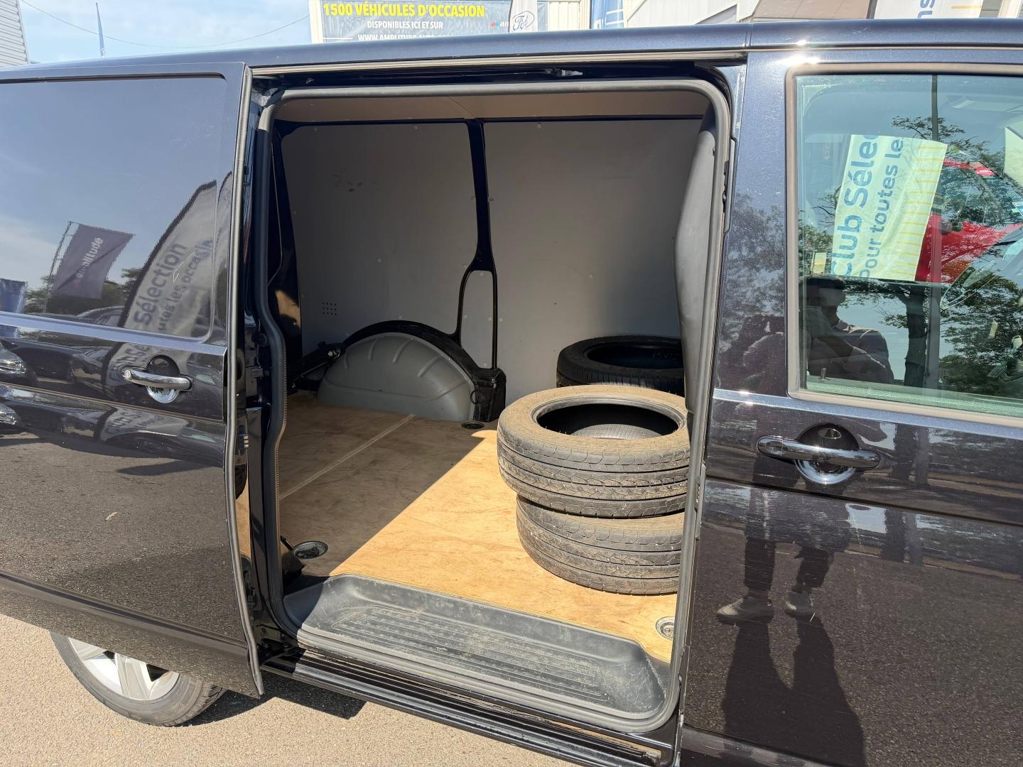 Image VOLKSWAGEN Transporter Fg 2.8T L1H1 2.0 TDI 204ch Business Line DSG7