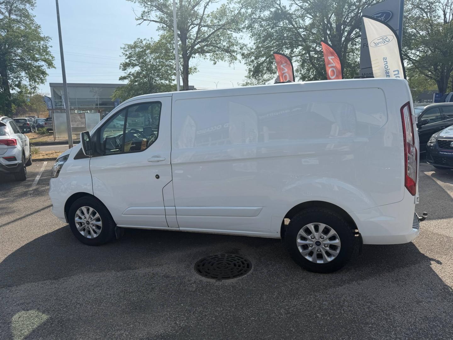 Image FORD Transit Custom Fg 280 L1H1 2.0 EcoBlue 130 Hybrid Limited