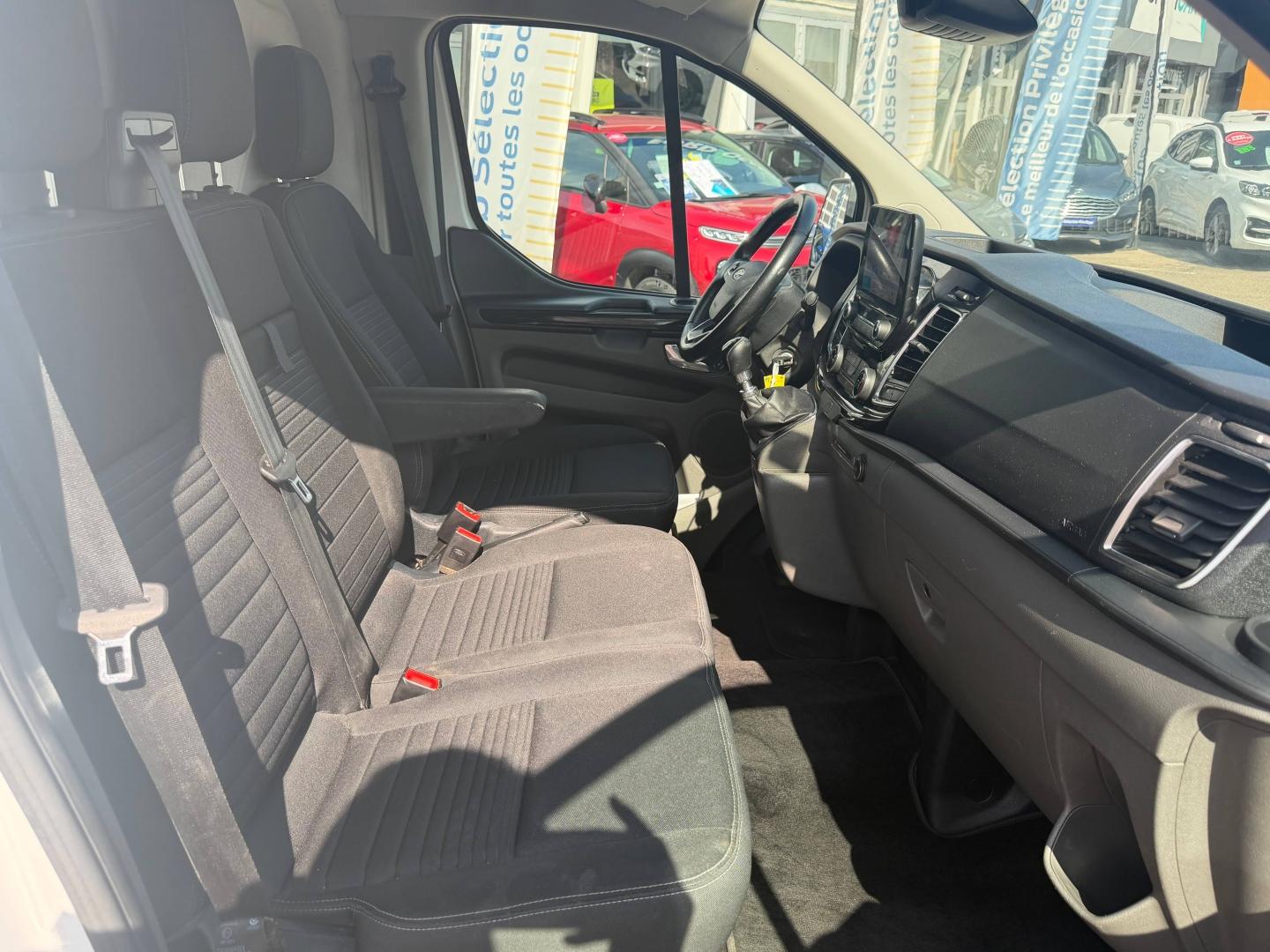 Image FORD Transit Custom Fg 280 L1H1 2.0 EcoBlue 130 Hybrid Limited