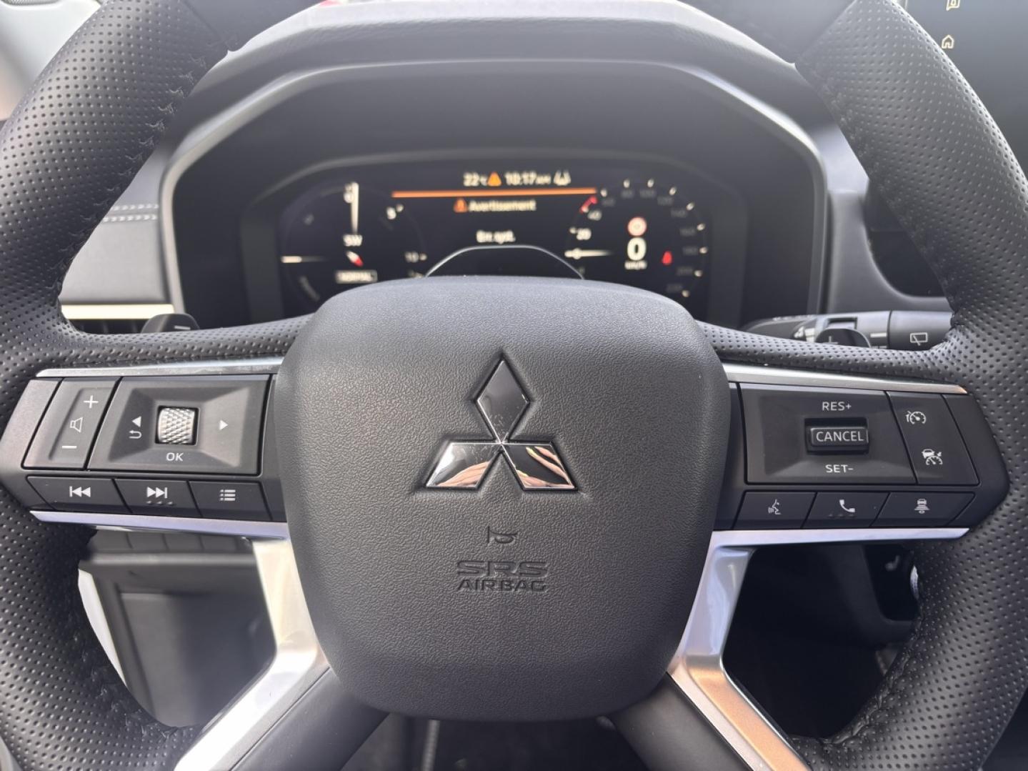 Image MITSUBISHI Outlander 2.4 PHEV 306ch Invite+ 4WD