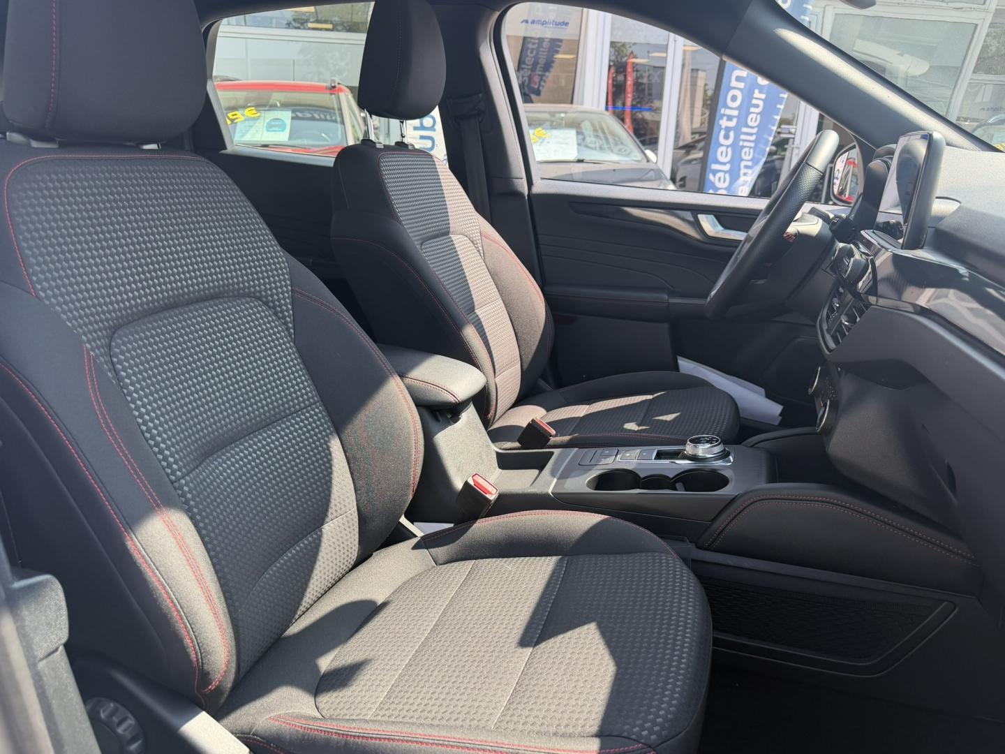 Image FORD Kuga 2.5 Duratec 190ch FHEV E85 ST-Line BVA