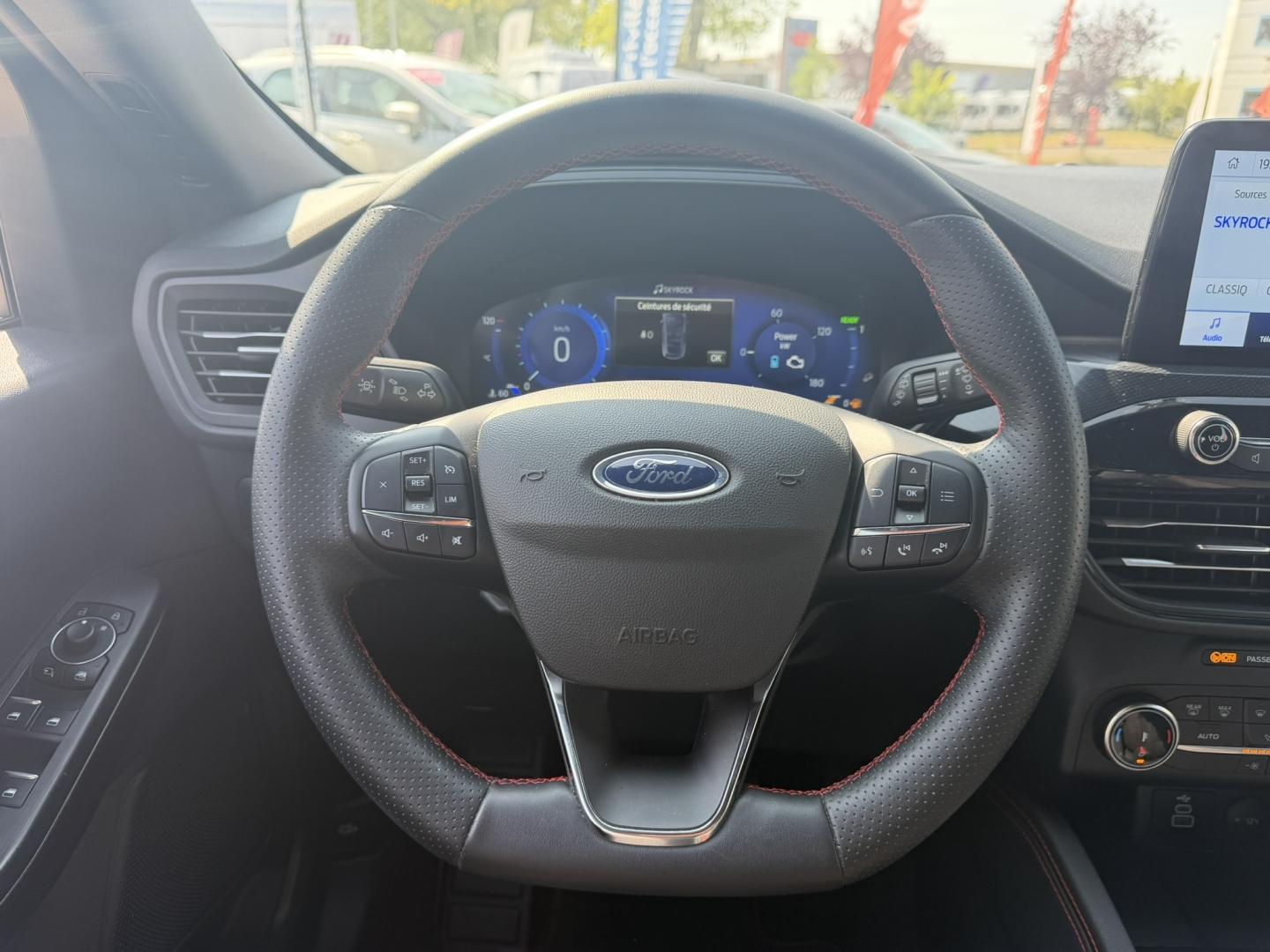 Image FORD Kuga 2.5 Duratec 190ch FHEV E85 ST-Line BVA