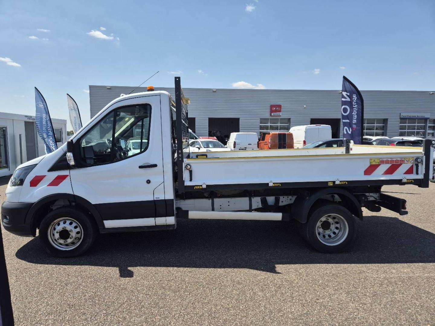 Image FORD Transit 2T CCb P350 L2 2.0 EcoBlue 165ch Trend RJ BENNE
