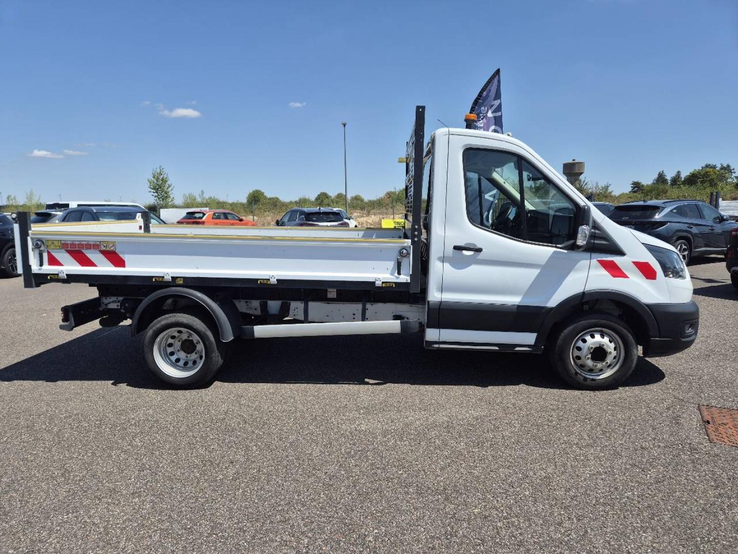 Image FORD Transit 2T CCb P350 L2 2.0 EcoBlue 165ch Trend RJ BENNE