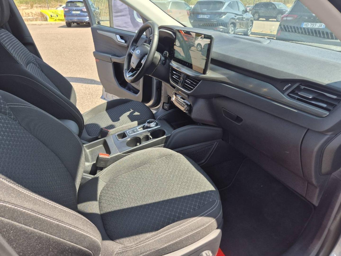 Image FORD Kuga 2.5 Duratec 180ch Hybrid FlexiFuel Titanium Business Powershift