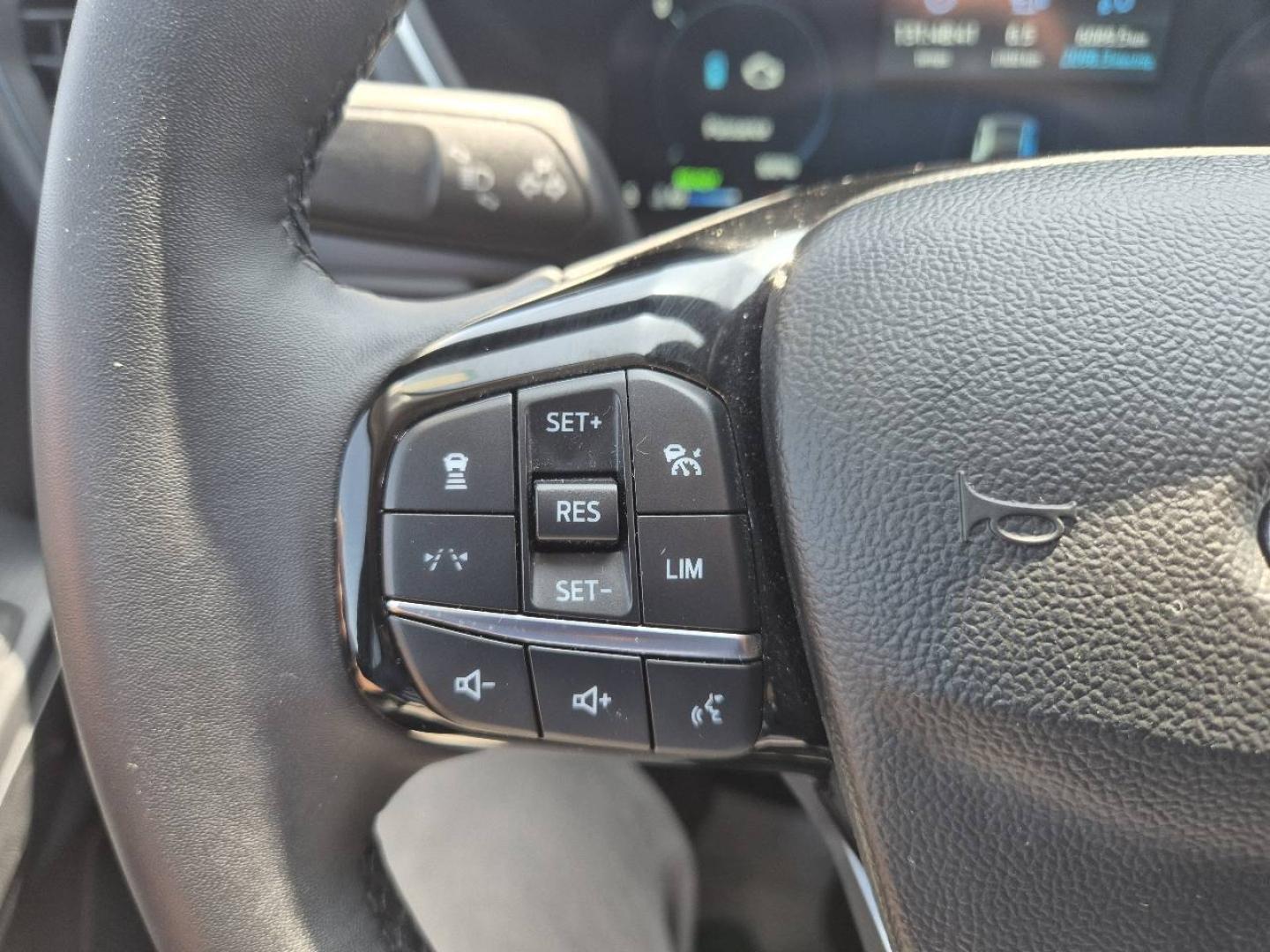 Image FORD Kuga 2.5 Duratec 180ch Hybrid FlexiFuel Titanium Business Powershift