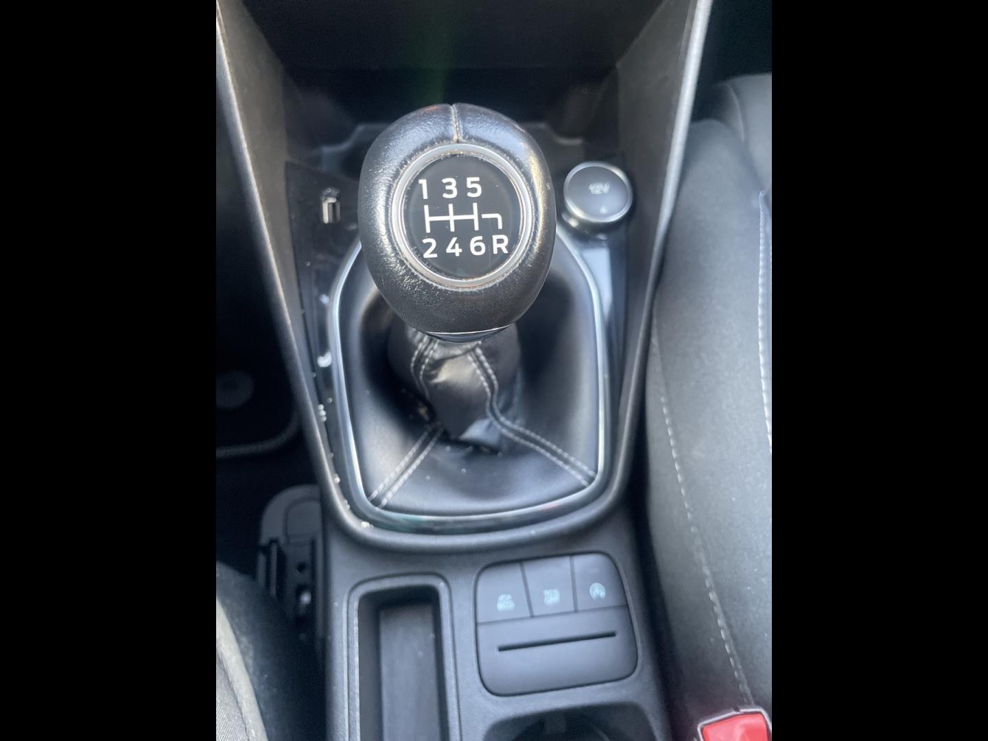 Image FORD Fiesta 1.0 EcoBoost 100ch Stop&Start Titanium 5p