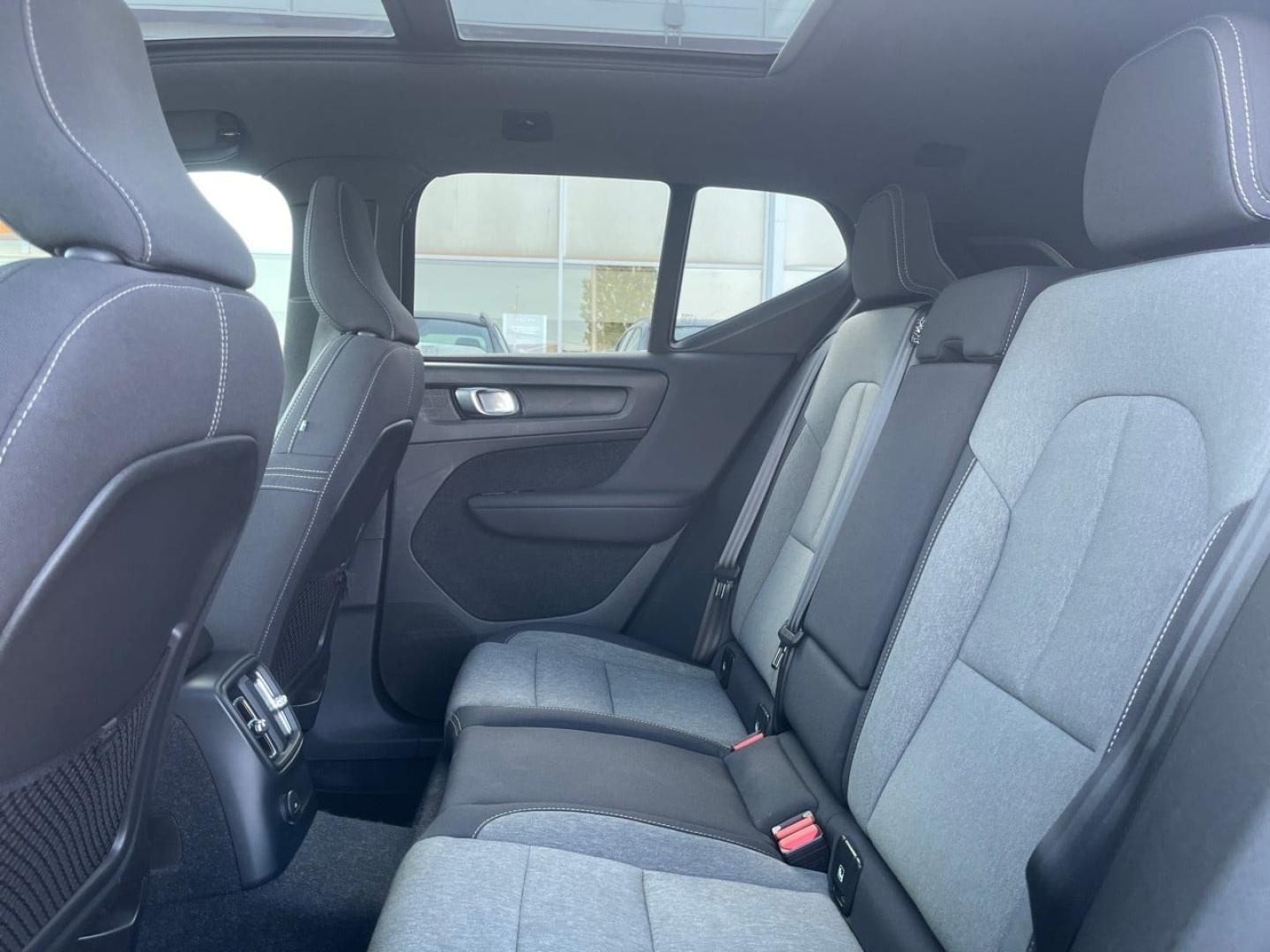 Image VOLVO XC40 T4 Recharge 129 + 82ch Business DCT 7