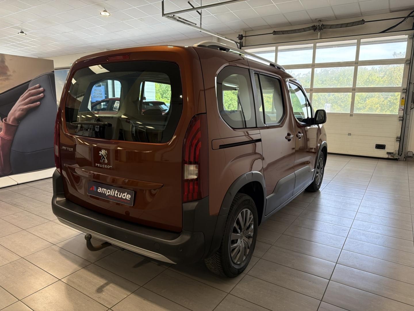 Image PEUGEOT Rifter BlueHDi 130ch S&S Standard Allure