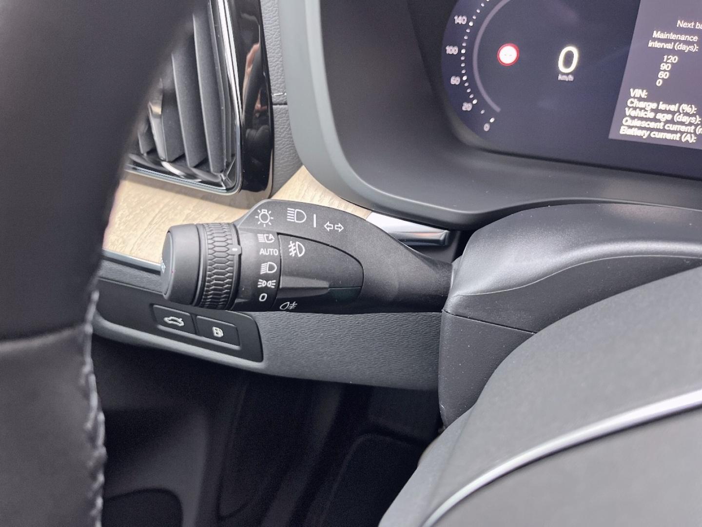 Image VOLVO XC60 T6 Hybride Rechargeable 335ch Ultra Style Dark Geartronic 8 AWD