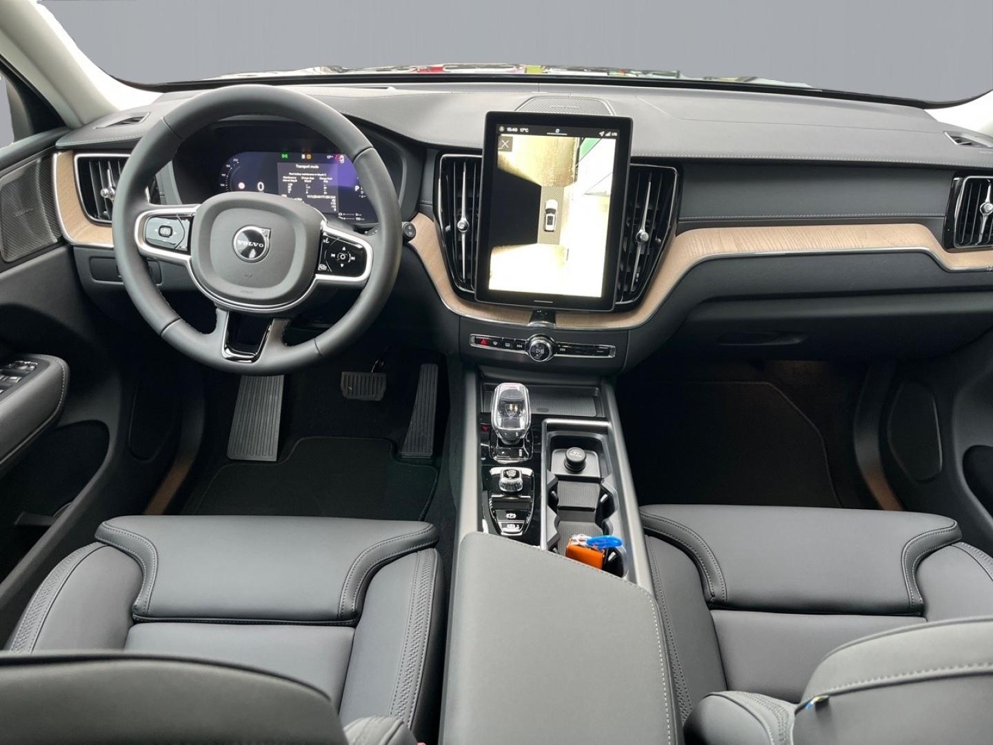 Image VOLVO XC60 T6 Hybride Rechargeable 335ch Ultra Style Dark Geartronic 8 AWD