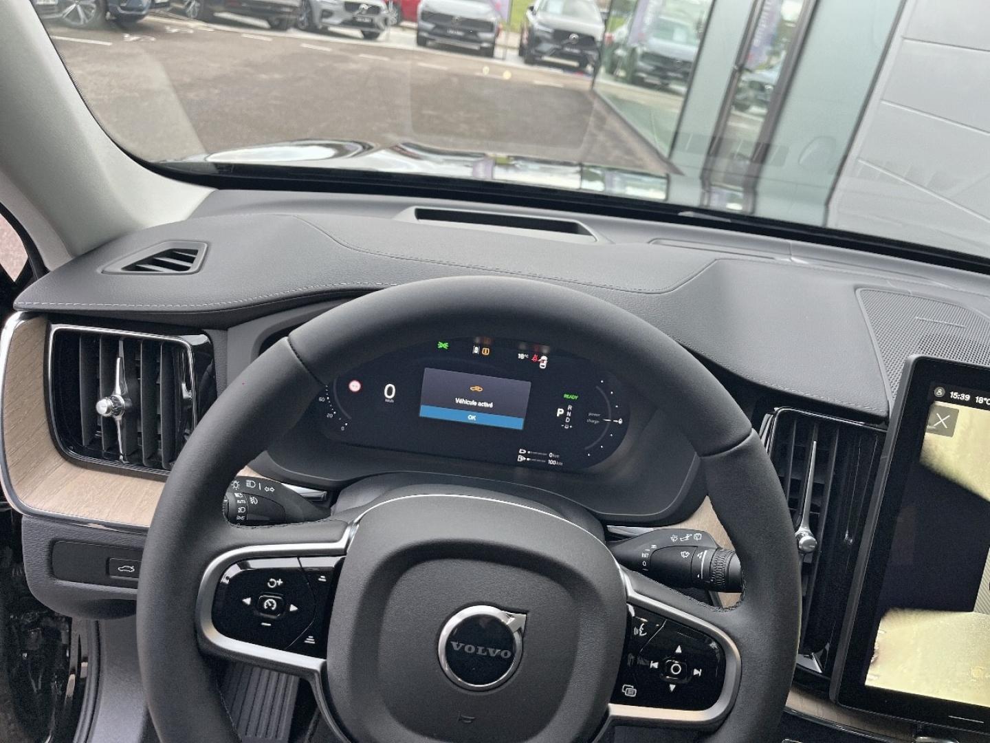 Image VOLVO XC60 T6 Hybride Rechargeable 335ch Ultra Style Dark Geartronic 8 AWD