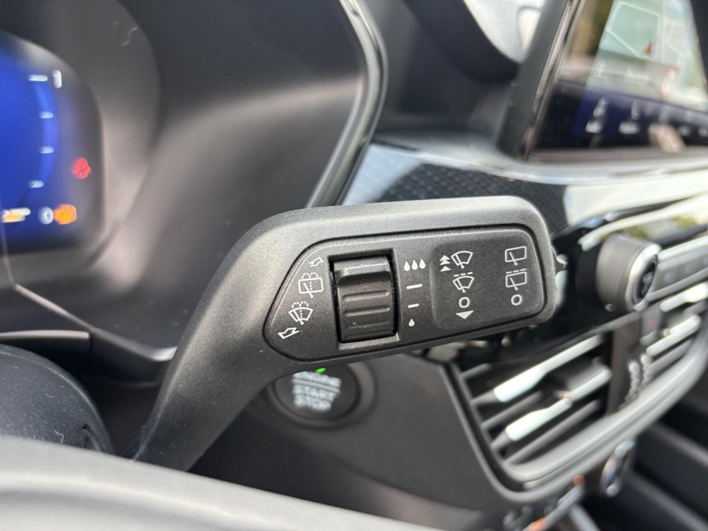 Image FORD Kuga 2.5 Duratec 190ch FHEV E85 ST-Line BVA