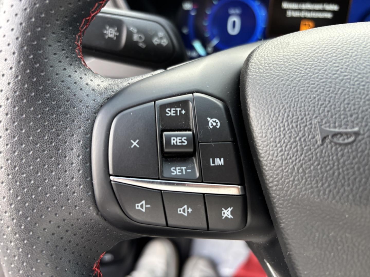 Image FORD Kuga 2.5 Duratec 190ch FHEV E85 ST-Line BVA