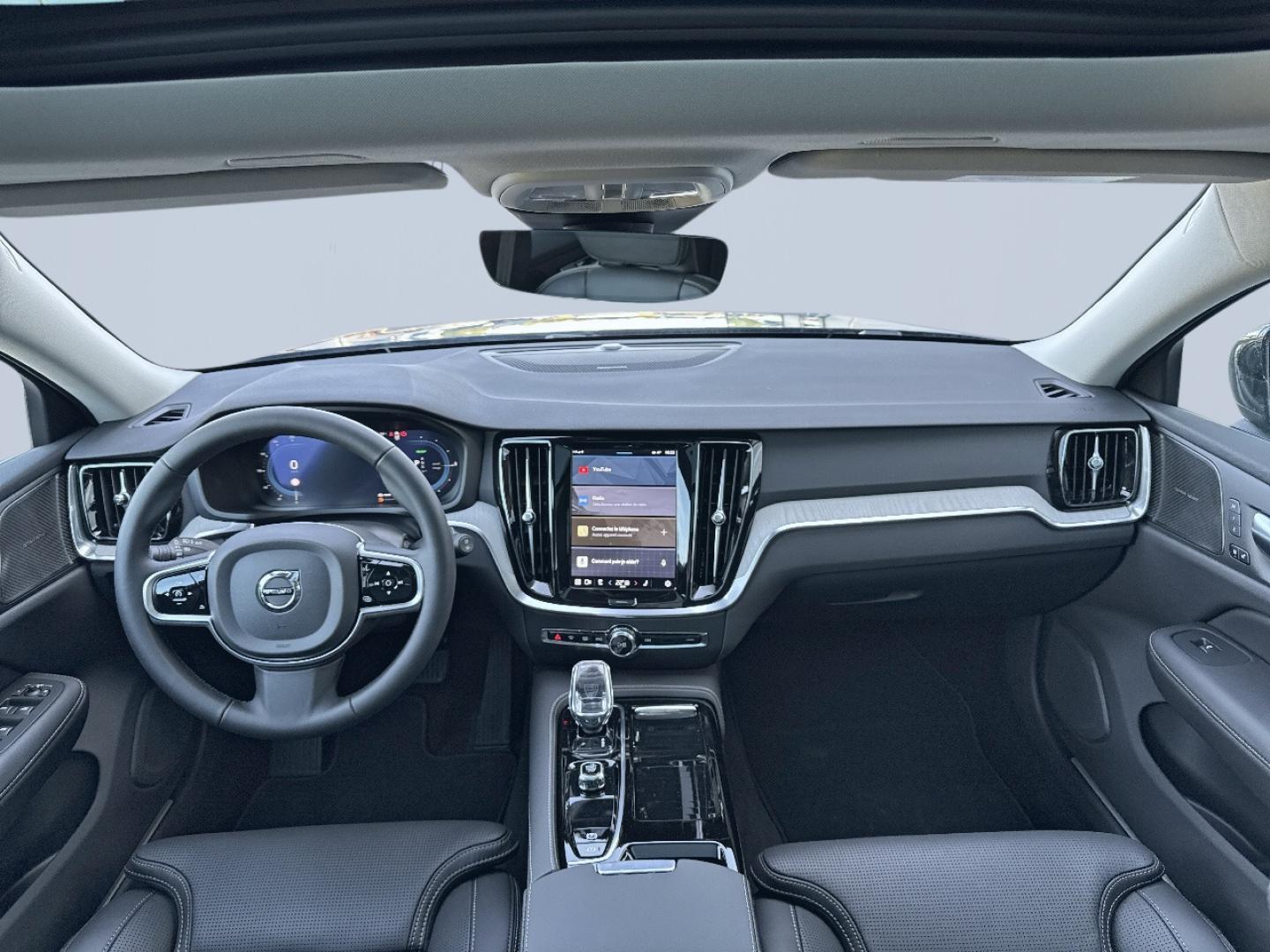 Image VOLVO V60 T6 AWD 180+156ch Plus Style Dark Geartronic 8