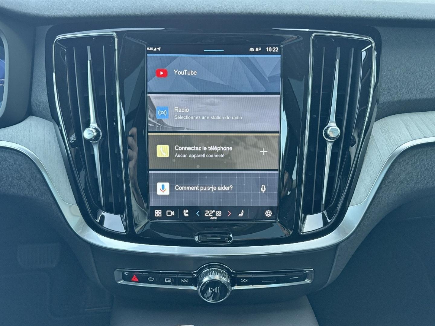 Image VOLVO V60 T6 AWD 180+156ch Plus Style Dark Geartronic 8