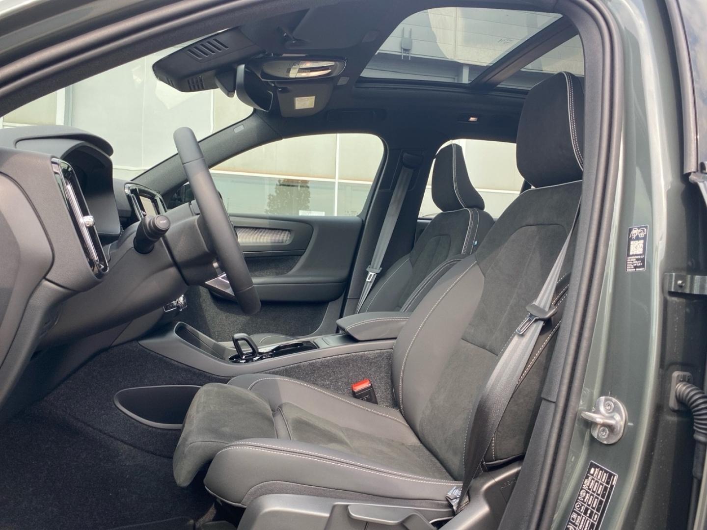 Image VOLVO Xc40 EX40 Plus  Single Extended Range  Électrique