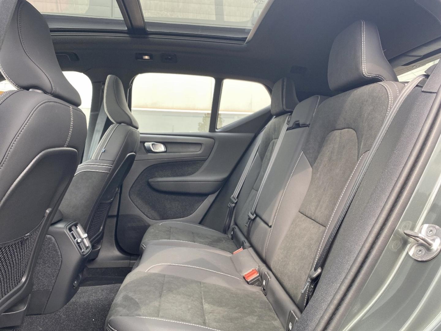 Image VOLVO Xc40 EX40 Plus  Single Extended Range  Électrique
